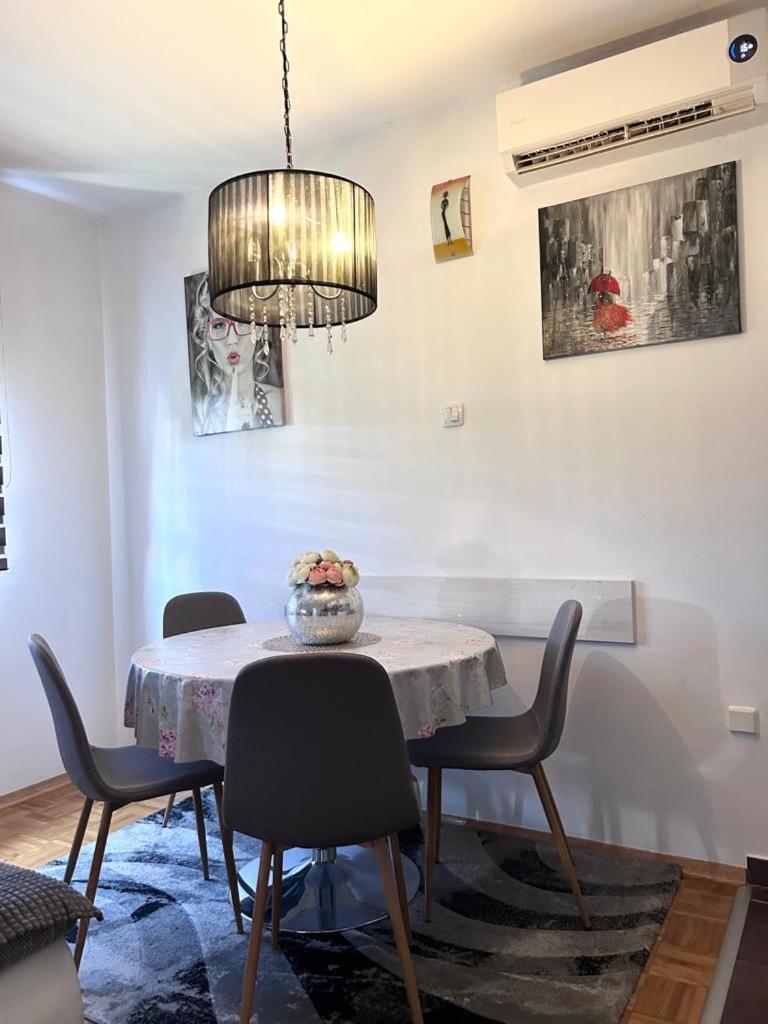 Apartment Sweet Dreams-Close To Zoo,Dinamo Stadium And The City Center Zagreb Eksteriør billede