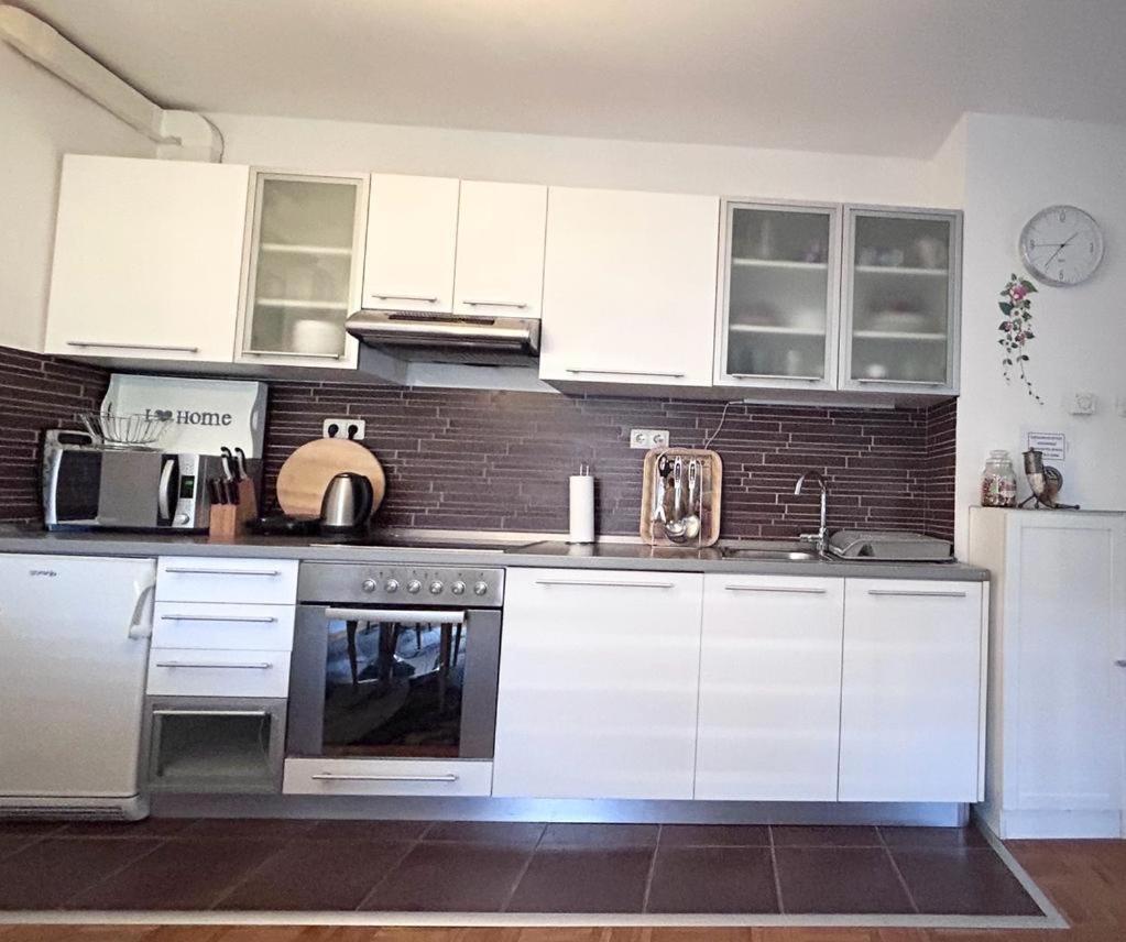 Apartment Sweet Dreams-Close To Zoo,Dinamo Stadium And The City Center Zagreb Eksteriør billede